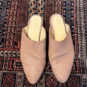 Nisolo Ama woven mules size 8.5